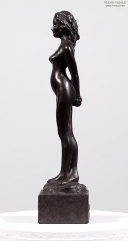 Ung kvinne I