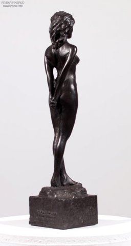 Ung kvinne I
