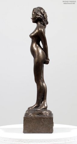Ung kvinne I
